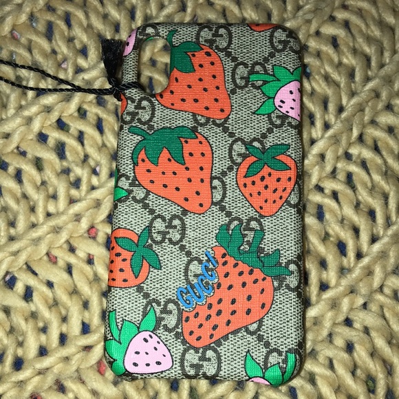 🖤NWT GUCCI AUTHENTIC LIMITED EDITION GG STRAWBERRY SUPREME iPHONE X XS🖤 - Picture 5 of 7